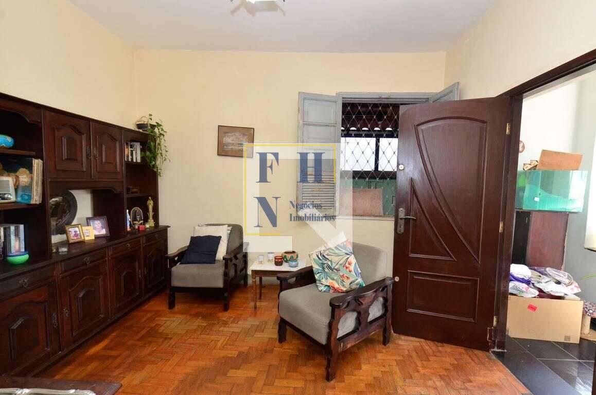 Casa à venda com 5 quartos, 400m² - Cachoeirinha,
