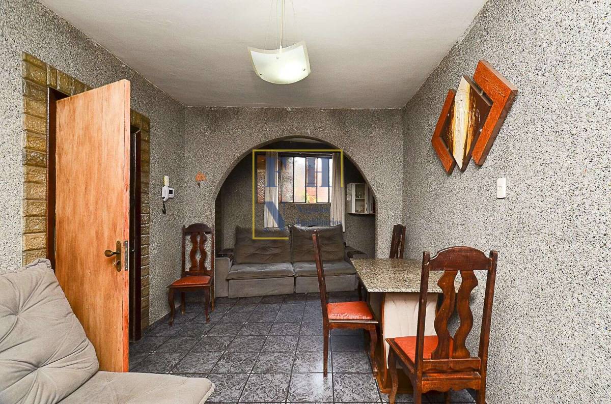 Casa à venda com 3 quartos, 270m² - Cachoeirinha,