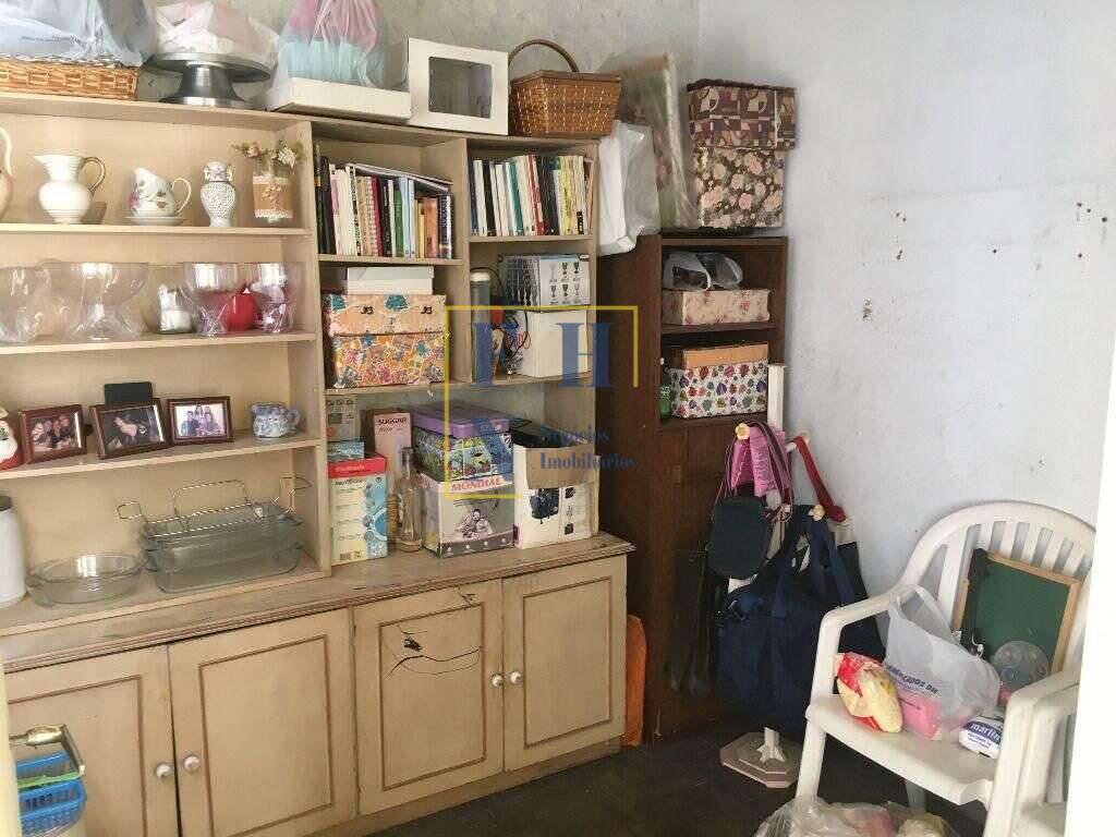  - Casa 4 Quartos à Venda na Cachoeirinha em Belo Horizonte