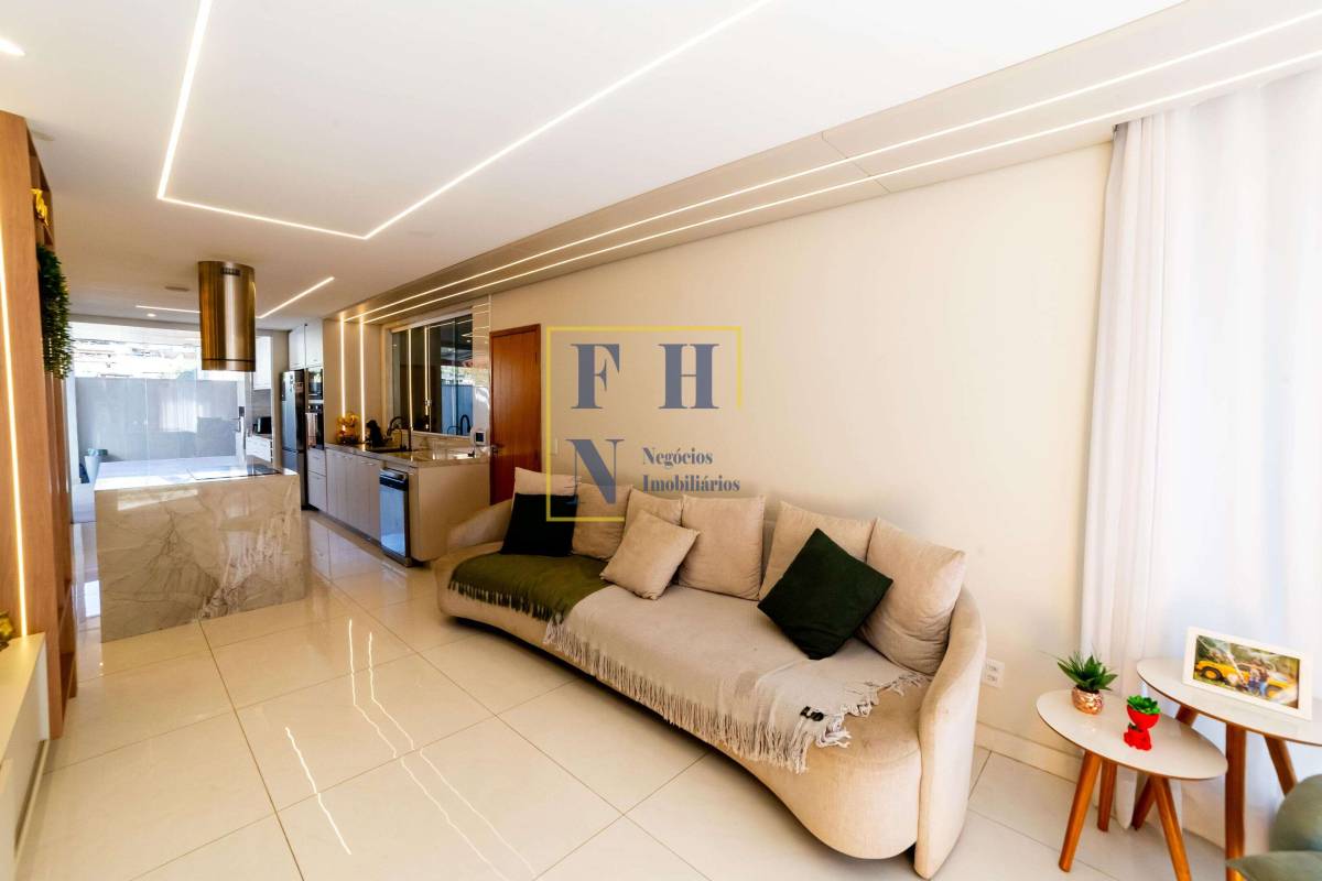  - Casa 3 Quartos à Venda na Cachoeirinha em Belo Horizonte