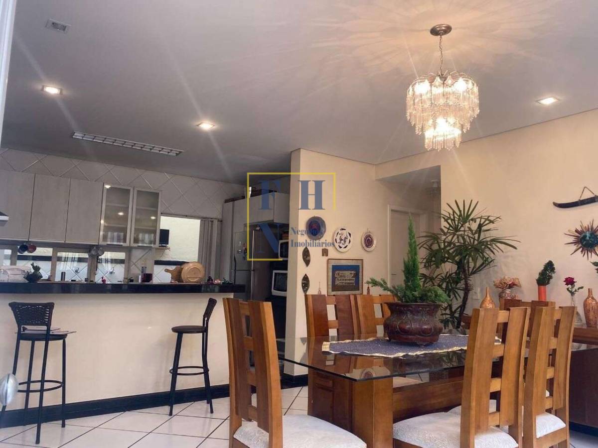  - Casa 3 Quartos à Venda na Cachoeirinha em Belo Horizonte