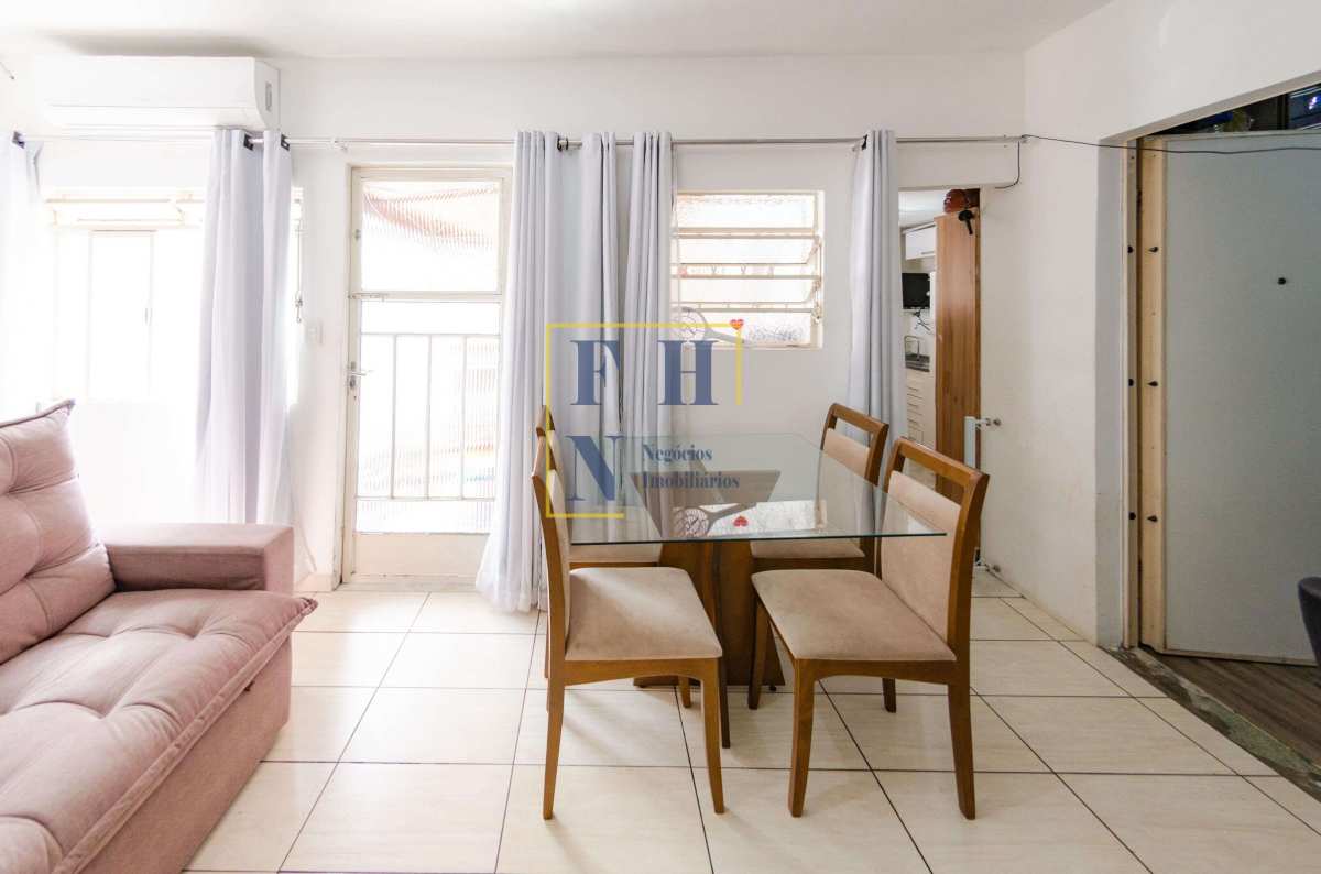 Casa 2 Quartos à Venda no Carlos Prates em Belo Horizonte