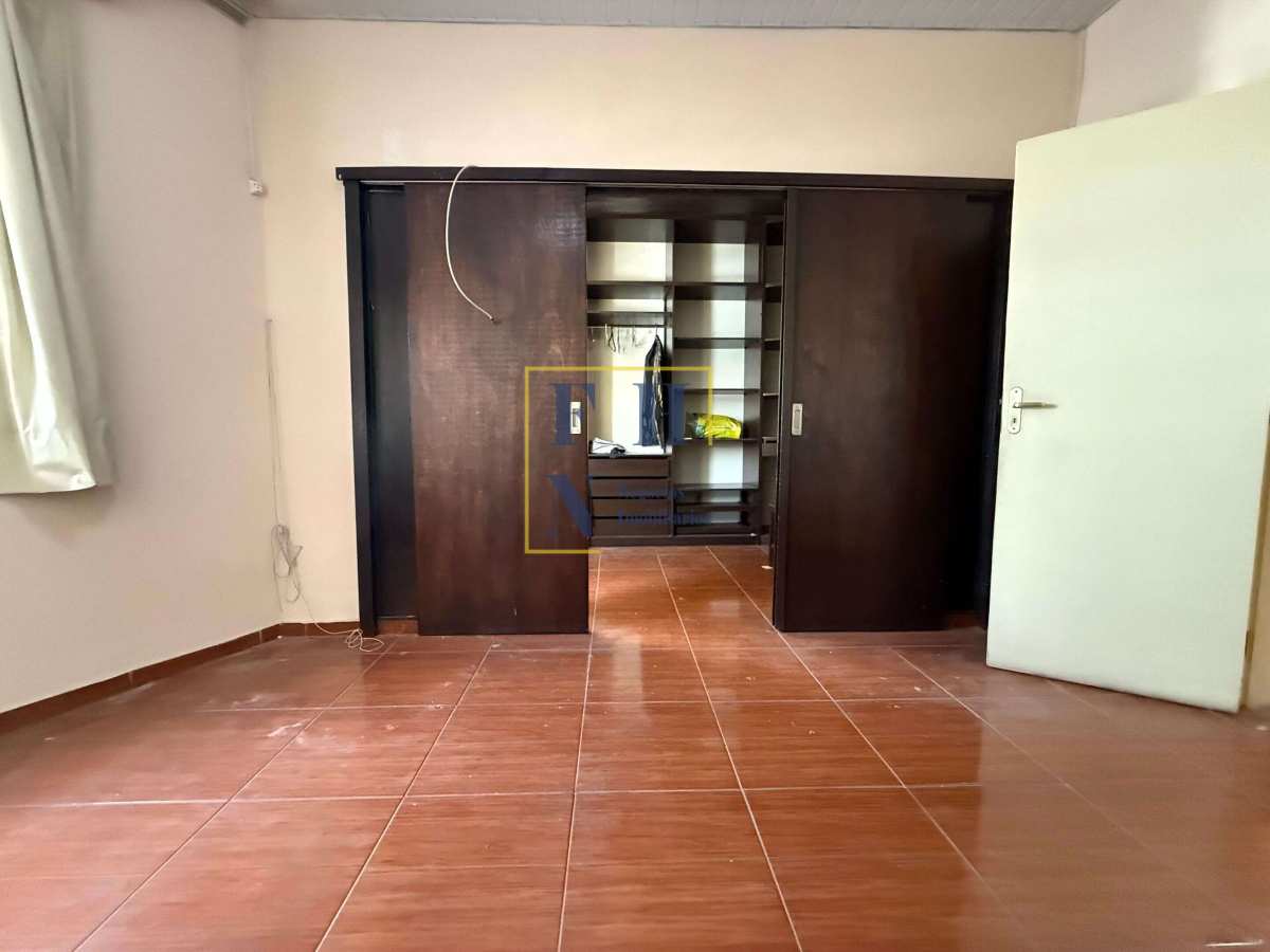 Casa 2 Quartos à Venda no Carlos Prates em Belo Horizonte