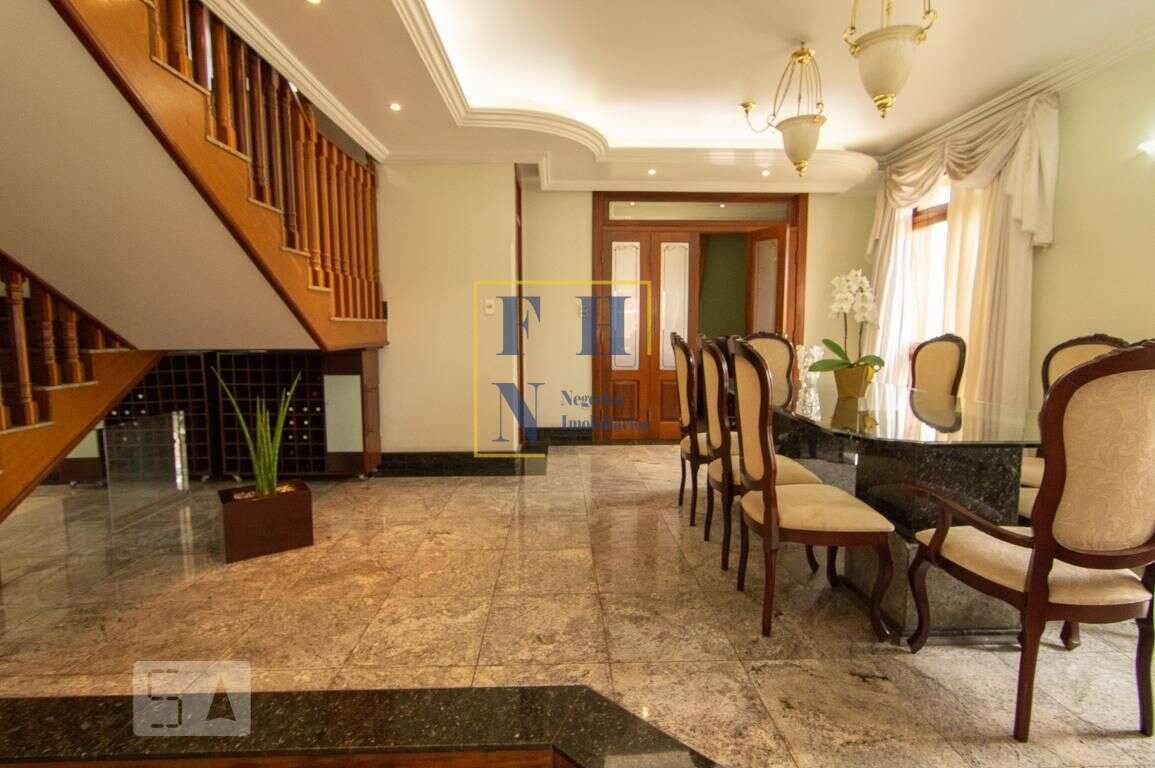 Casa à venda com 4 quartos, 390m² - Castelo,