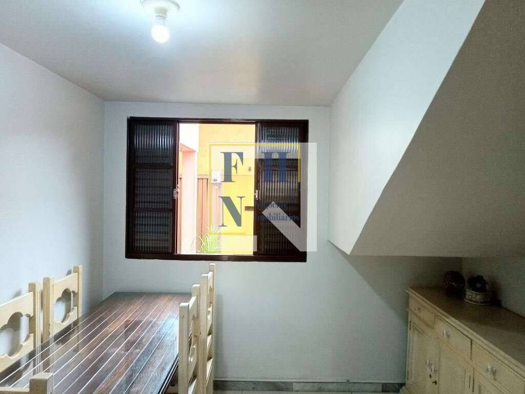  - Casa 4 Quartos à Venda no Castelo em Belo Horizonte