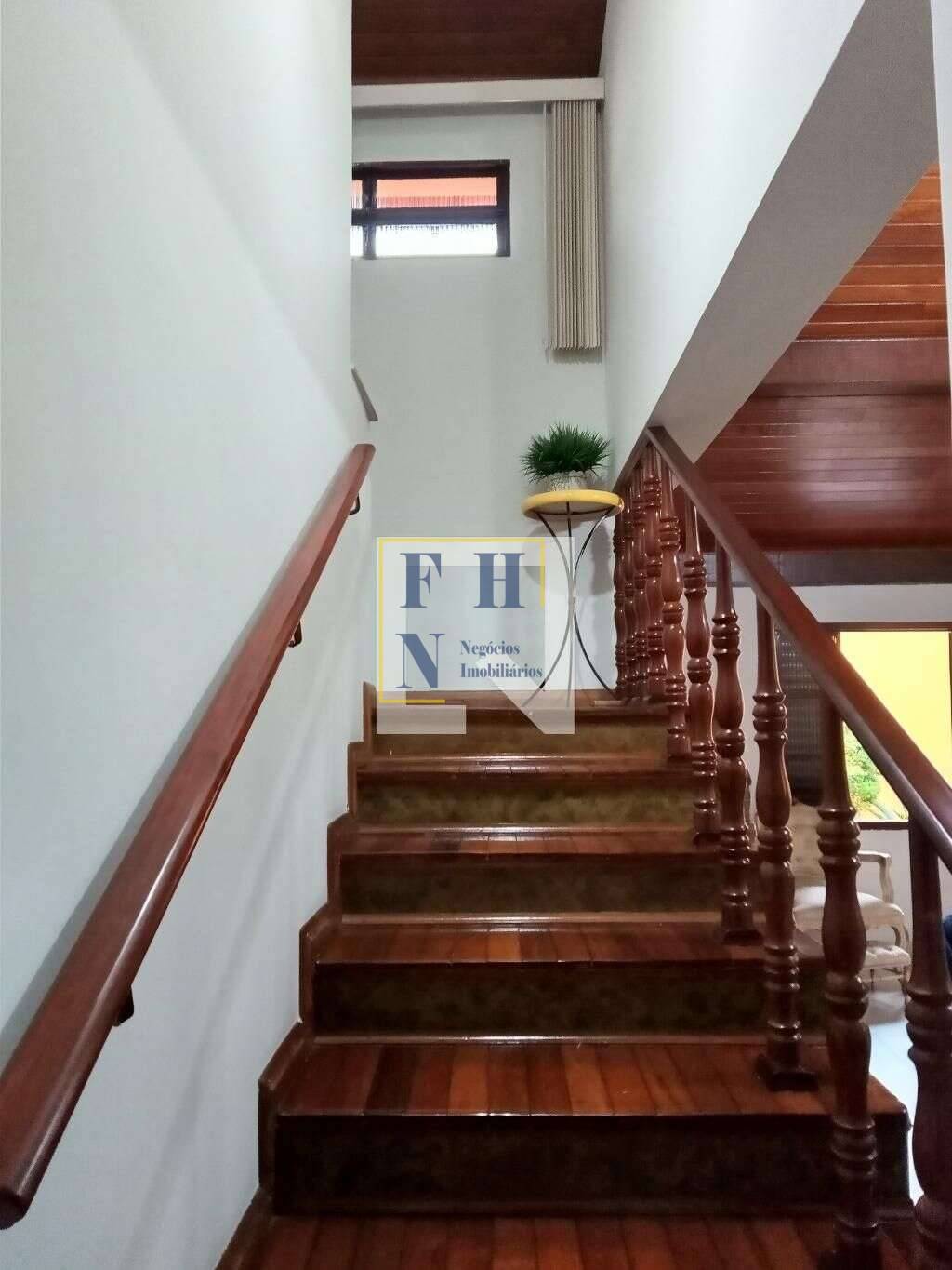  - Casa 4 Quartos à Venda no Castelo em Belo Horizonte