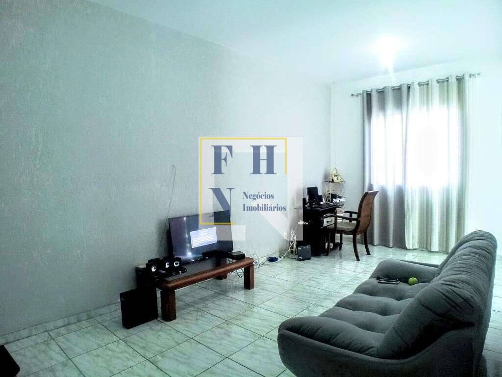 Casa à venda com 2 quartos, 234m² - Castelo,