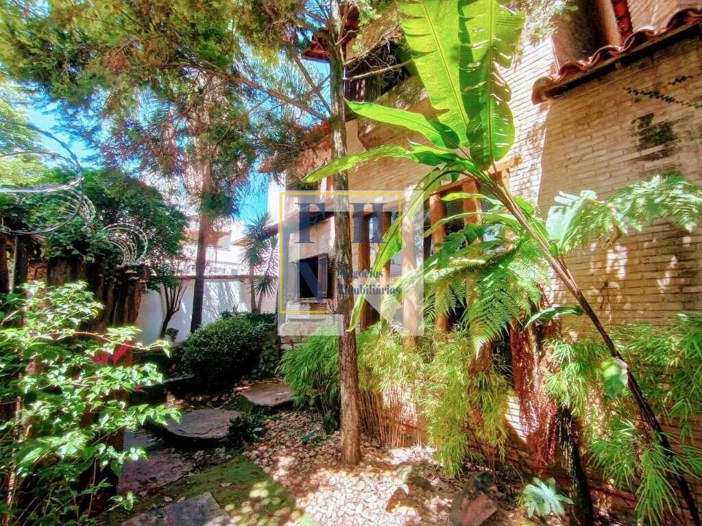 - Casa 4 Quartos à Venda no Castelo em Belo Horizonte