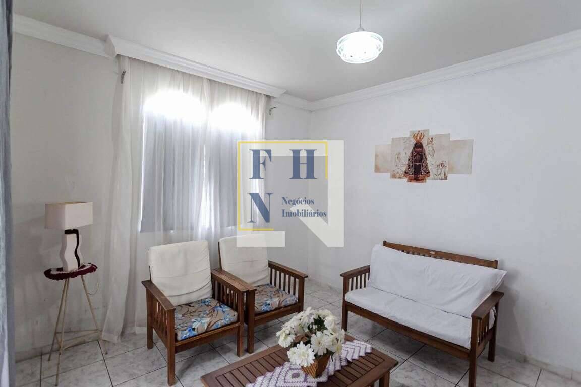  - Casa 5 Quartos à Venda no Castelo em Belo Horizonte