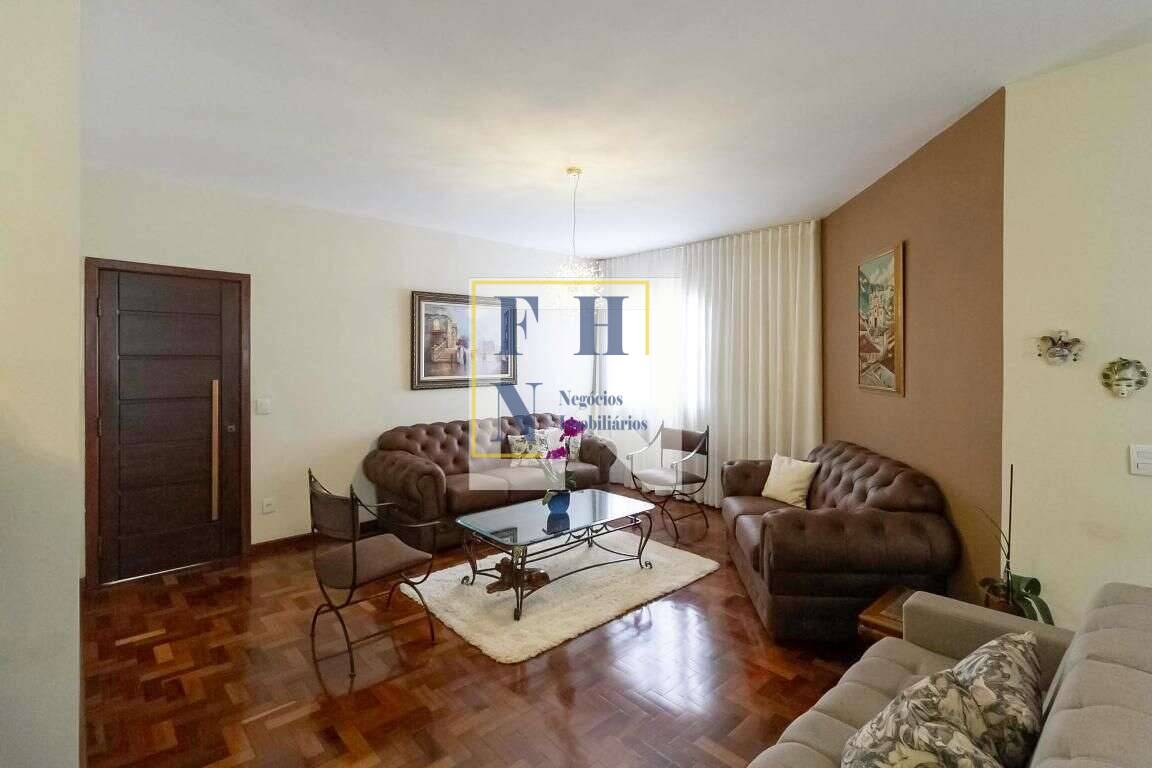  - Casa 4 Quartos à Venda no Castelo em Belo Horizonte