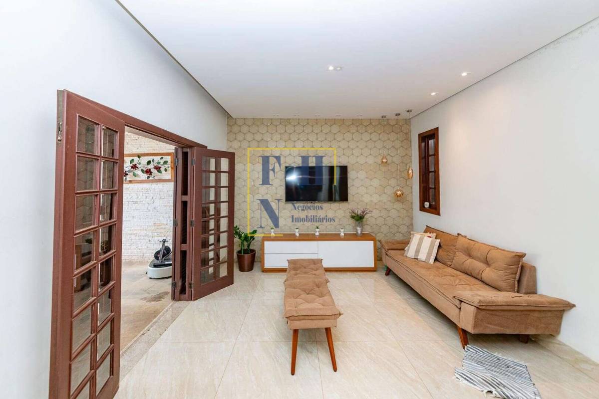 Casa à venda com 4 quartos, 453m² - Castelo,