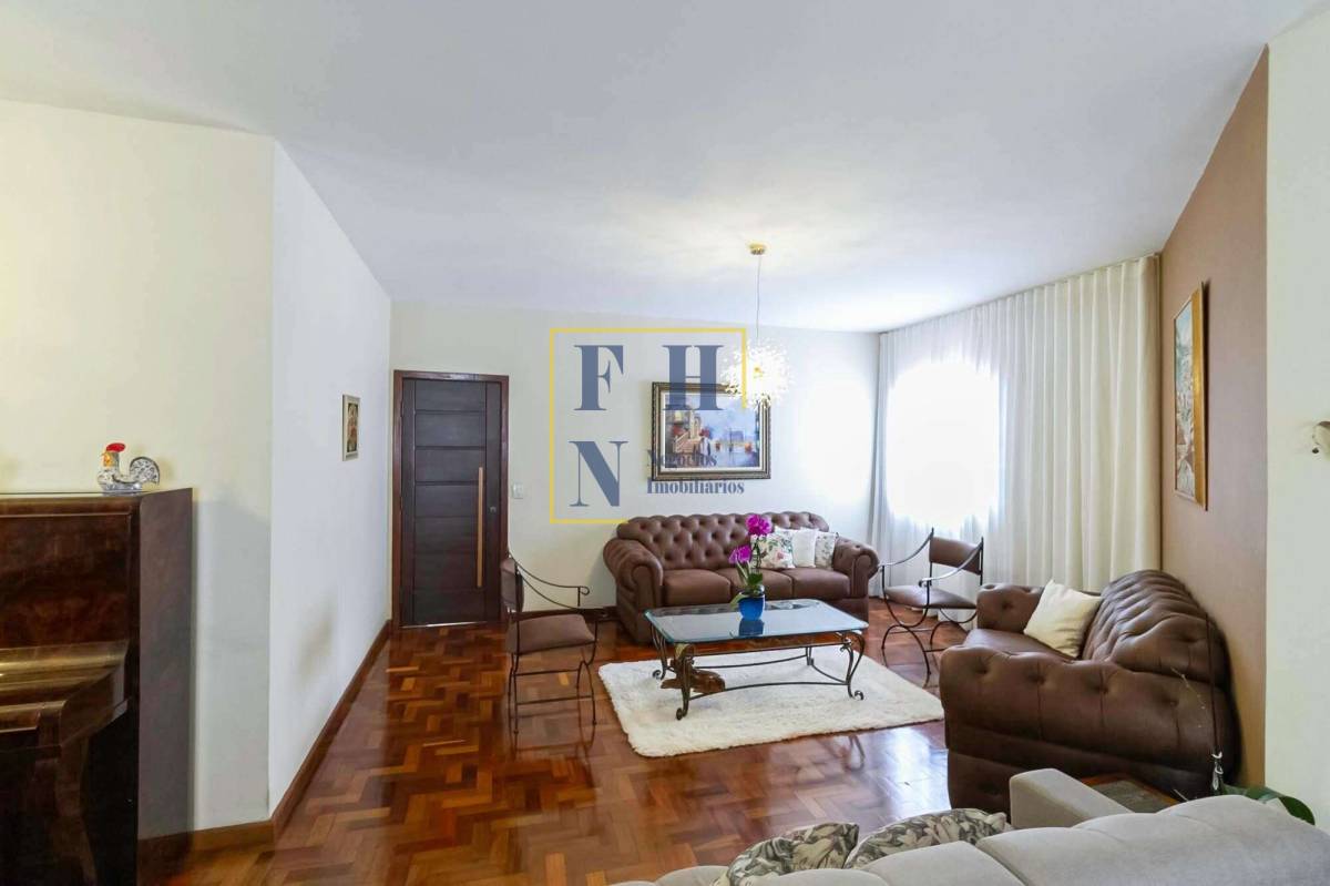  - Casa 4 Quartos à Venda no Castelo em Belo Horizonte