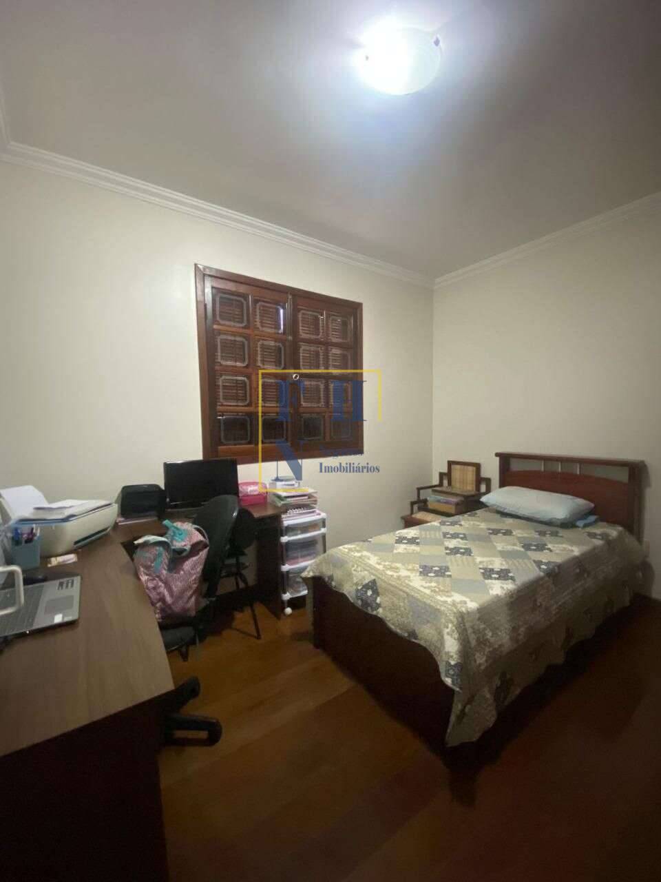  - Casa 3 Quartos à Venda no Castelo em Belo Horizonte