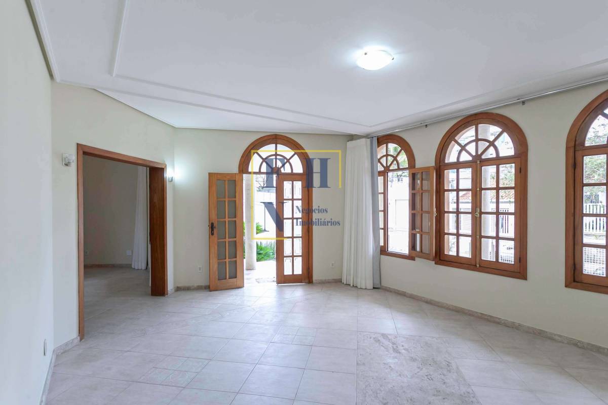  - Casa 4 Quartos à Venda no Castelo em Belo Horizonte