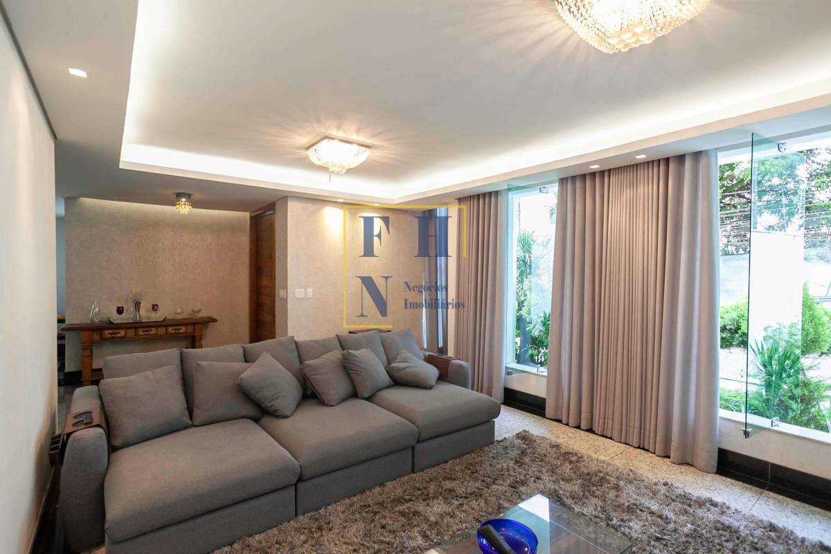 - Casa 5 Quartos à Venda no Castelo em Belo Horizonte