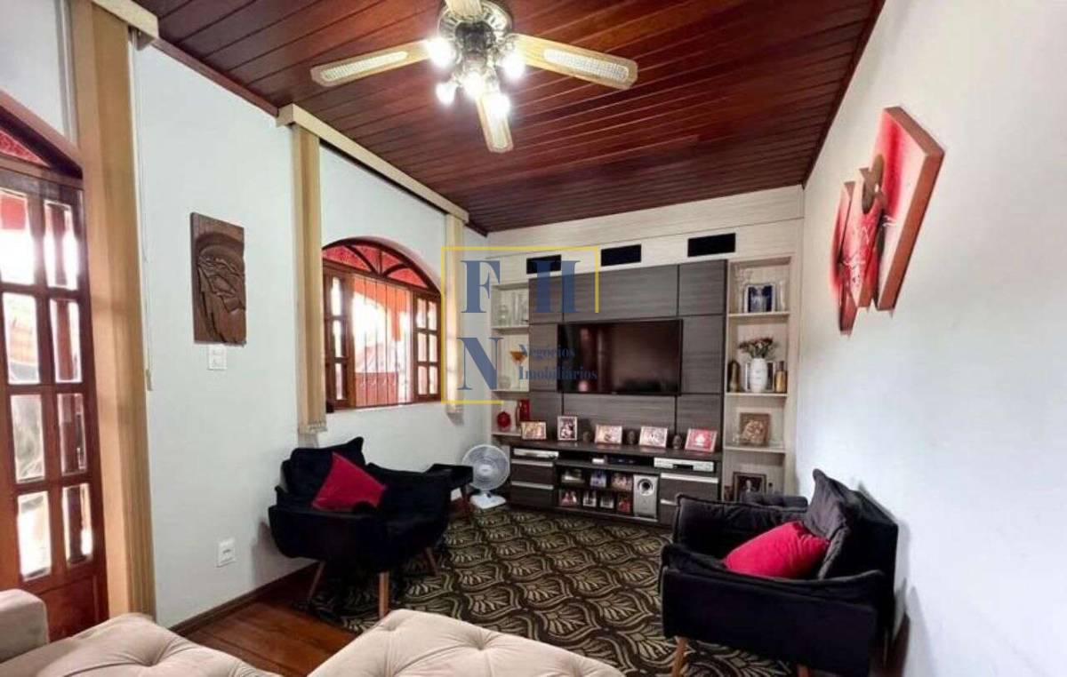  - Casa 4 Quartos à Venda no Castelo em Belo Horizonte