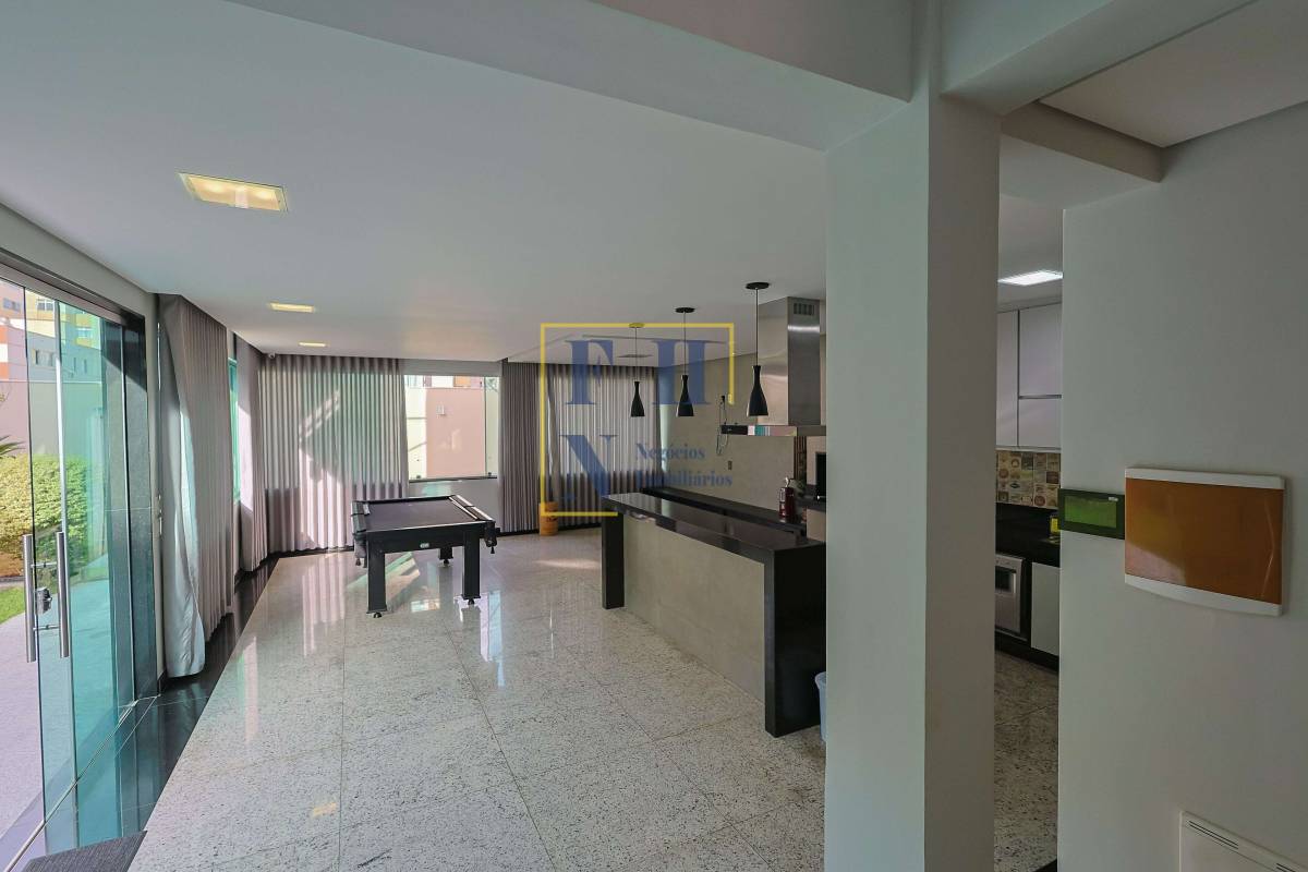Casa à venda com 4 quartos, 420m² - Castelo,
