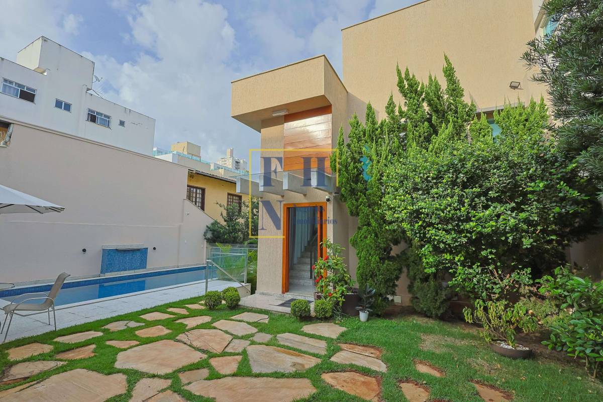 Casa à venda com 4 quartos, 420m² - Castelo,