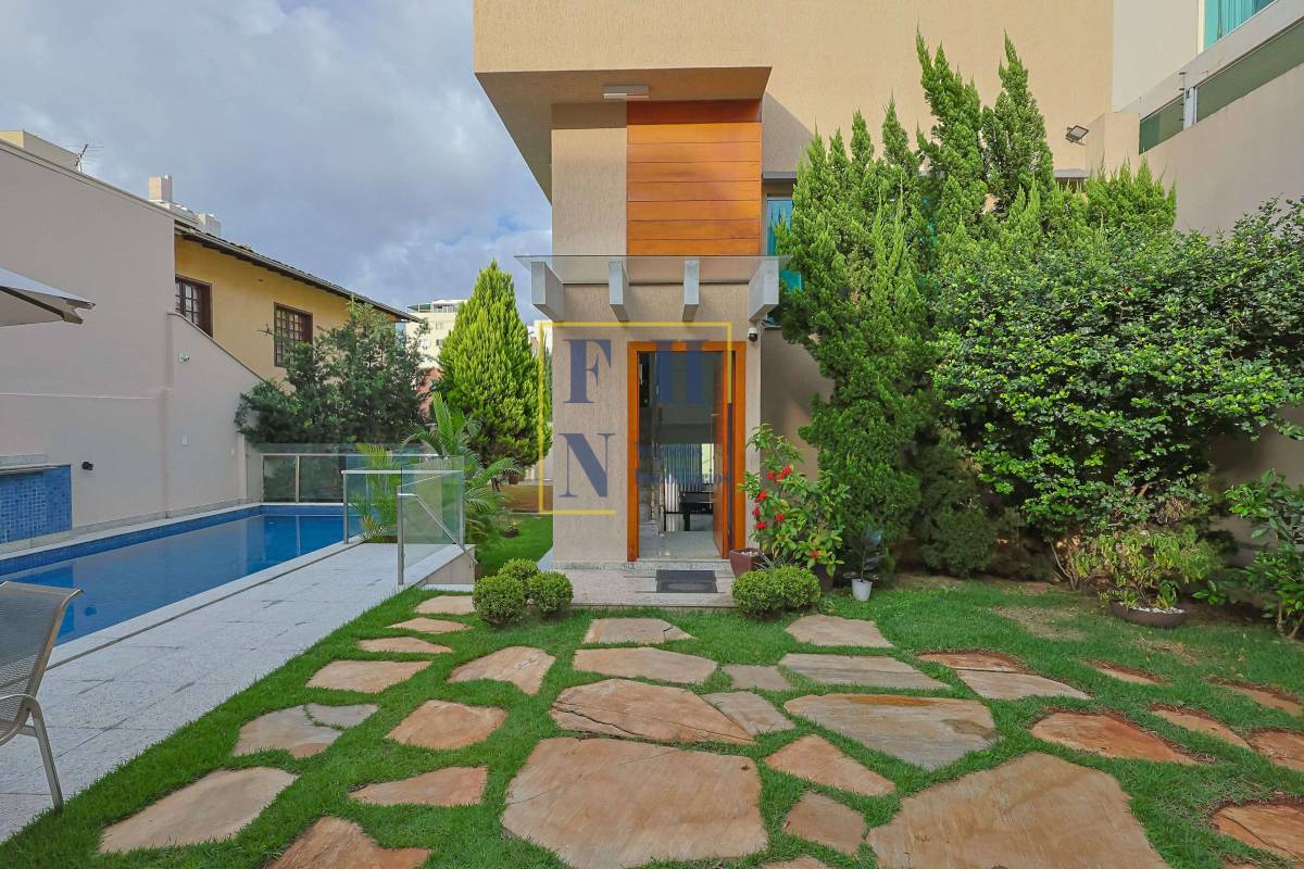 - Casa 4 Quartos à Venda no Castelo em Belo Horizonte