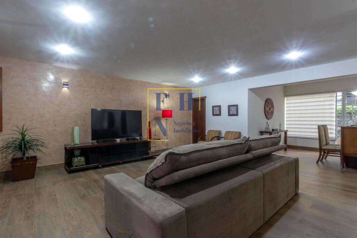 Casa à venda com 4 quartos, 410m² - Castelo,