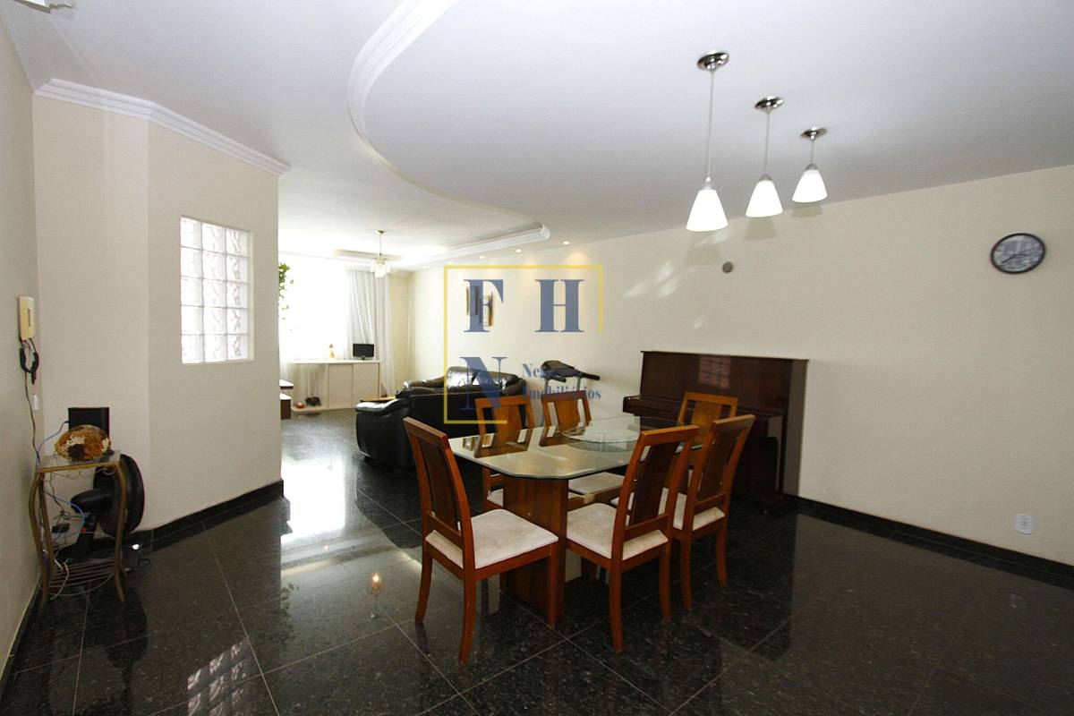  - Casa 3 Quartos à Venda no Castelo em Belo Horizonte