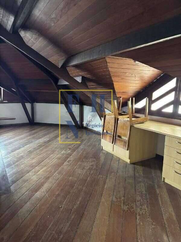 Casa à venda com 5 quartos, 420m² - Castelo,
