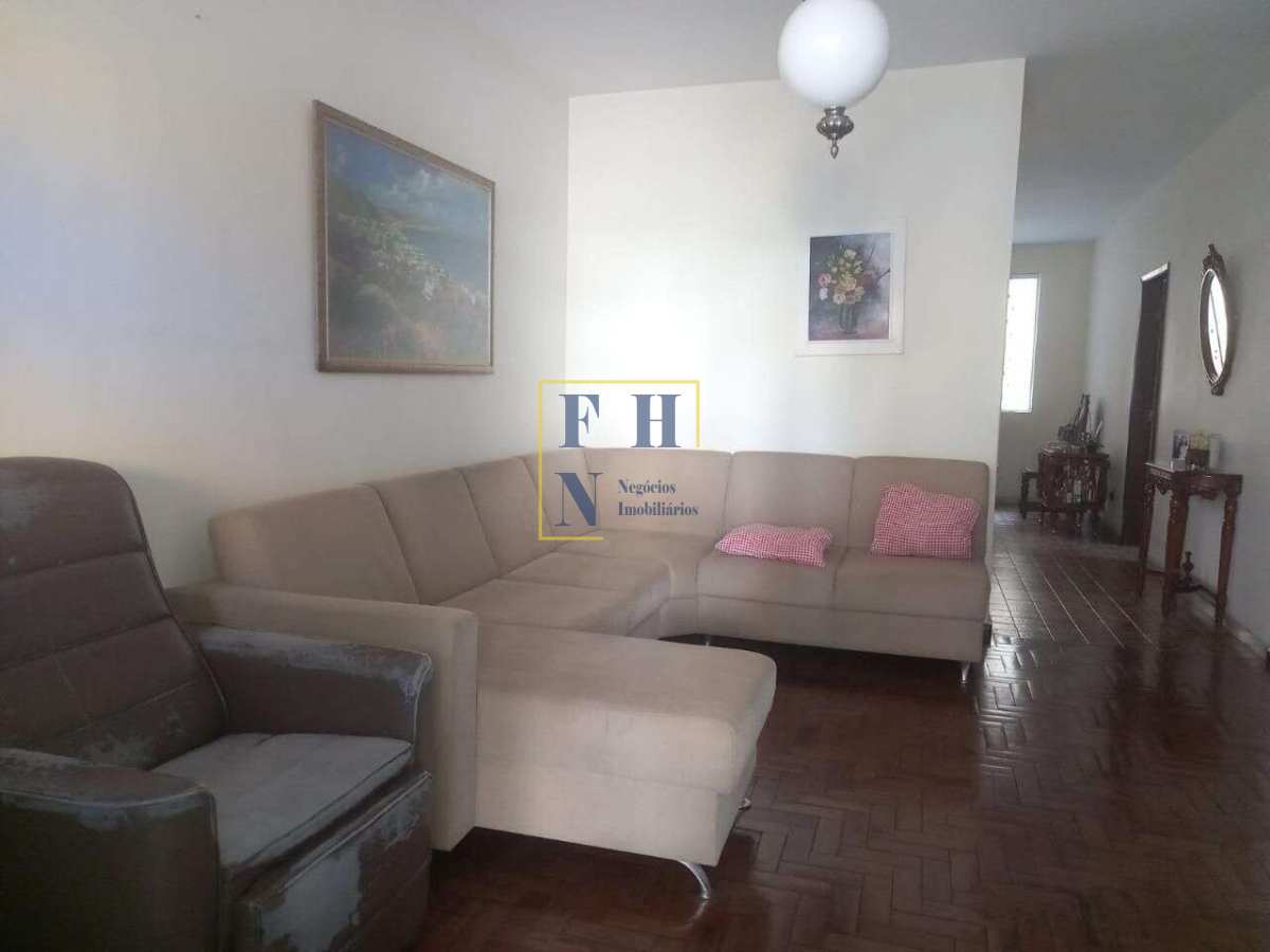 Casa 4 Quartos à Venda no Cidade Nova em Belo Horizonte