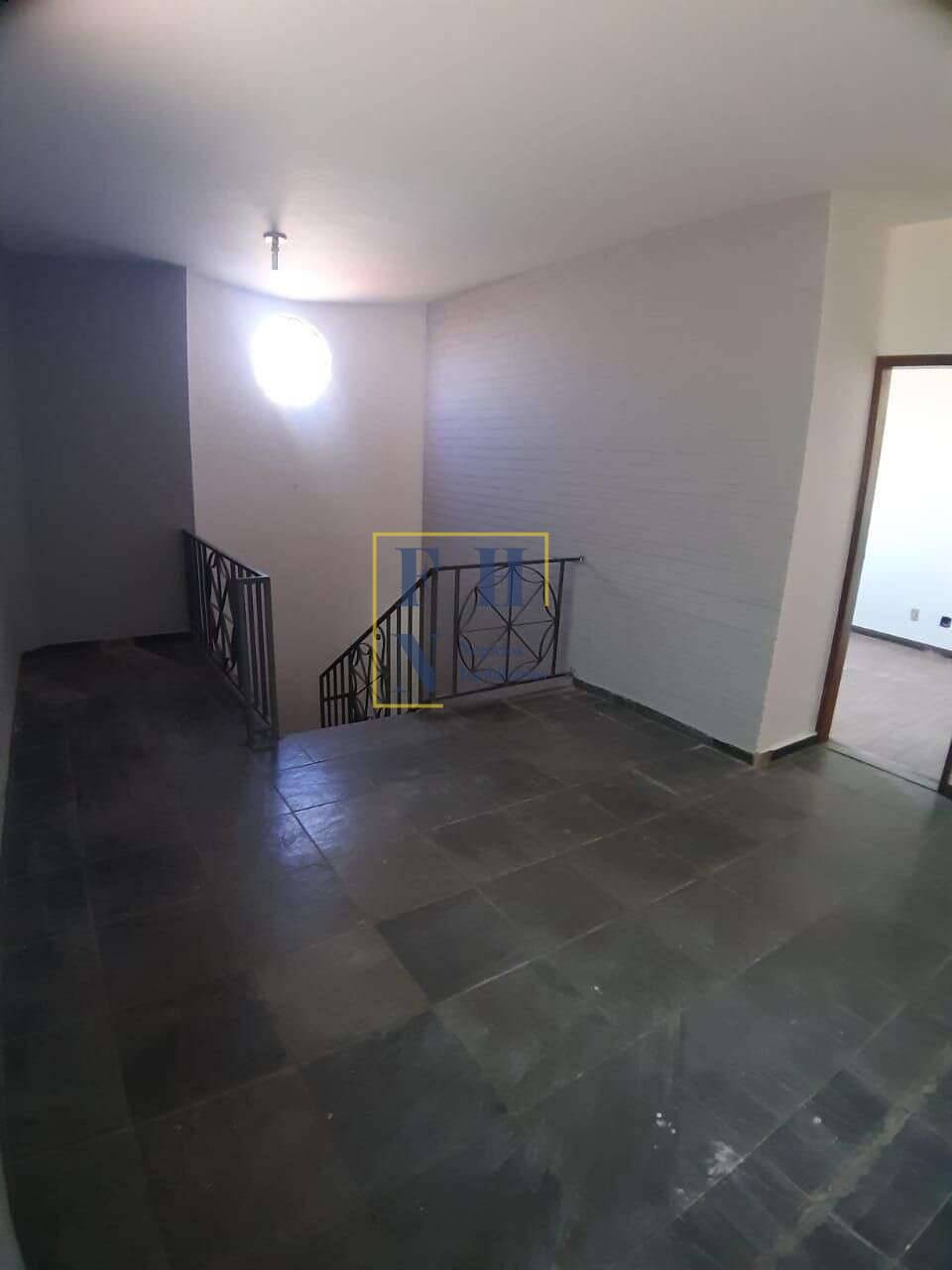  - Casa 4 Quartos à Venda na Cidade Nova em Belo Horizonte