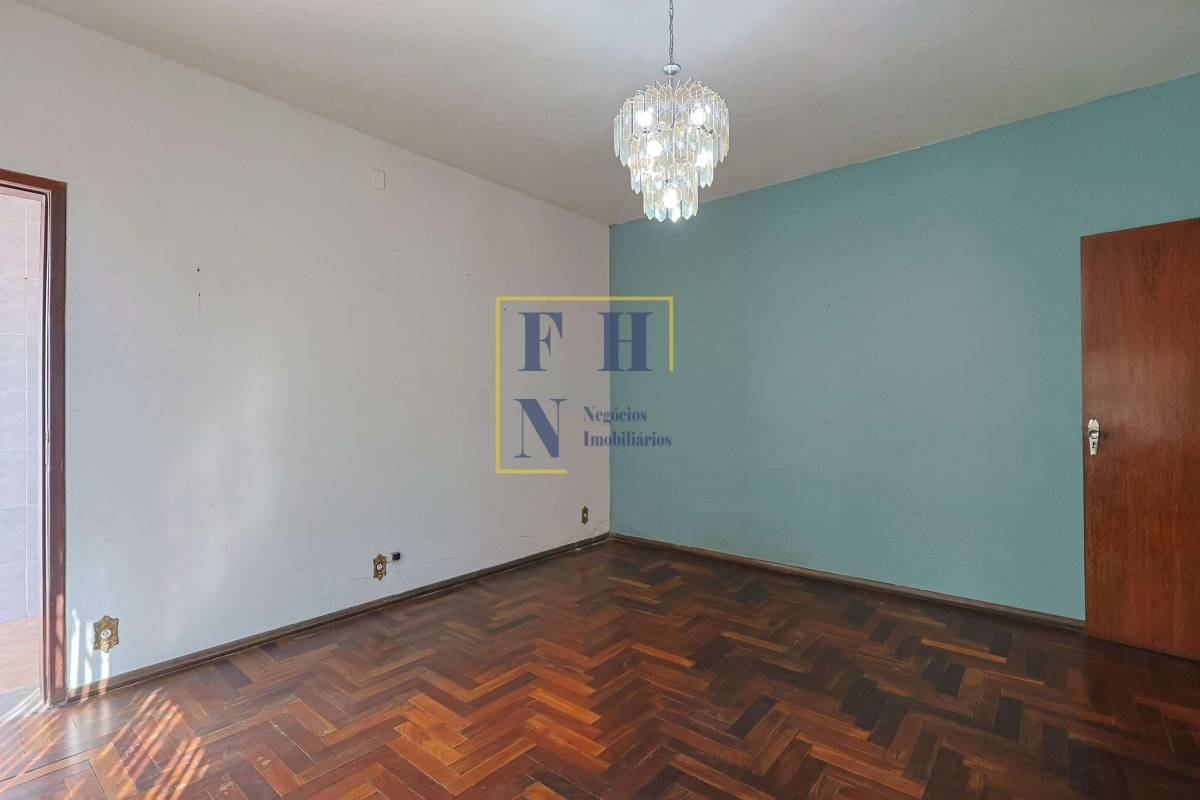  - Casa 4 Quartos à Venda na Cidade Nova em Belo Horizonte