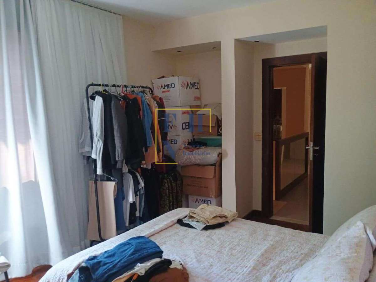 Casa à venda com 5 quartos, 1670m² - Cinquentenario,Belo Horizonte
