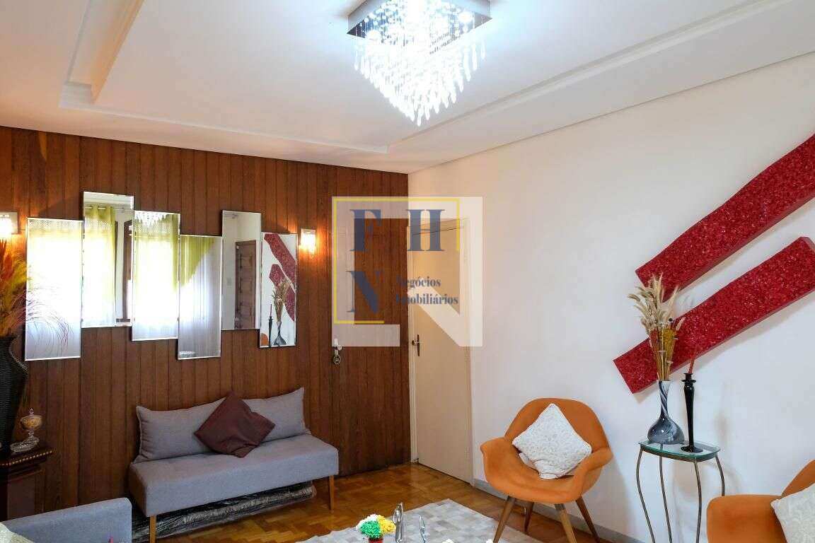 Casa 4 Quartos à Venda no Colégio Batista em Belo Horizonte