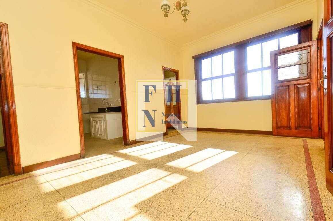 Casa 3 Quartos à Venda no Concórdia em Belo Horizonte