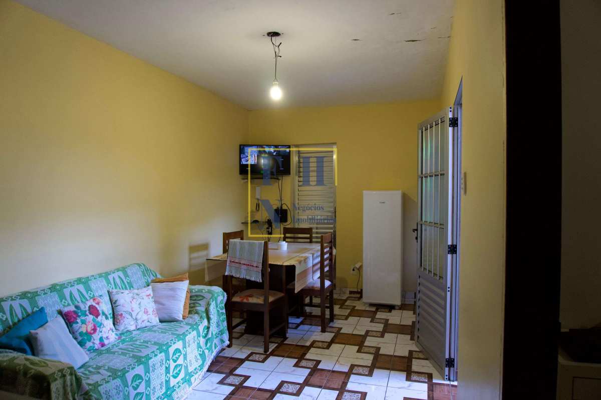 Casa 6 Quartos à Venda no Concórdia em Belo Horizonte