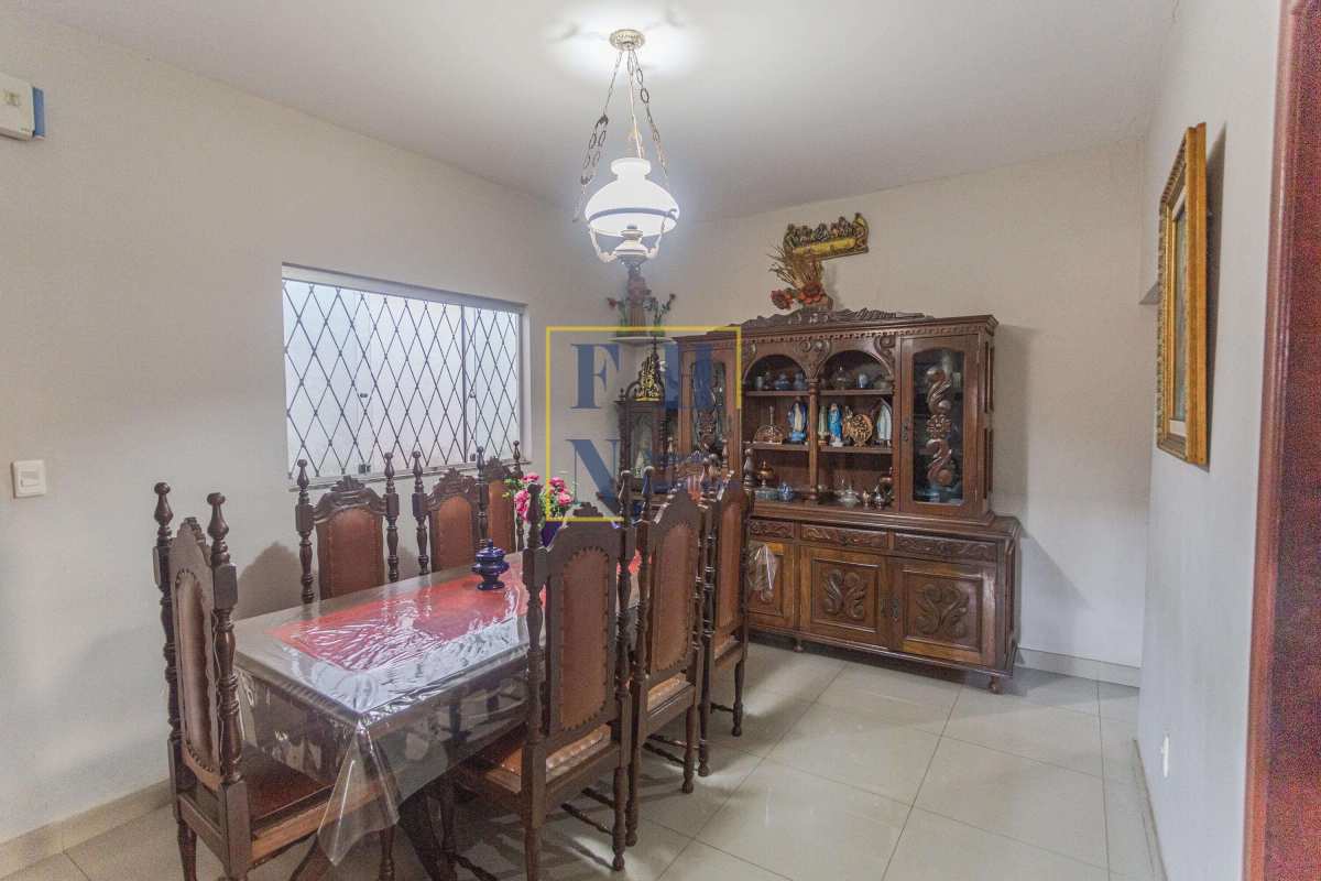 Casa à venda com 6 quartos, 396m² - Esplanada,Belo Horizonte