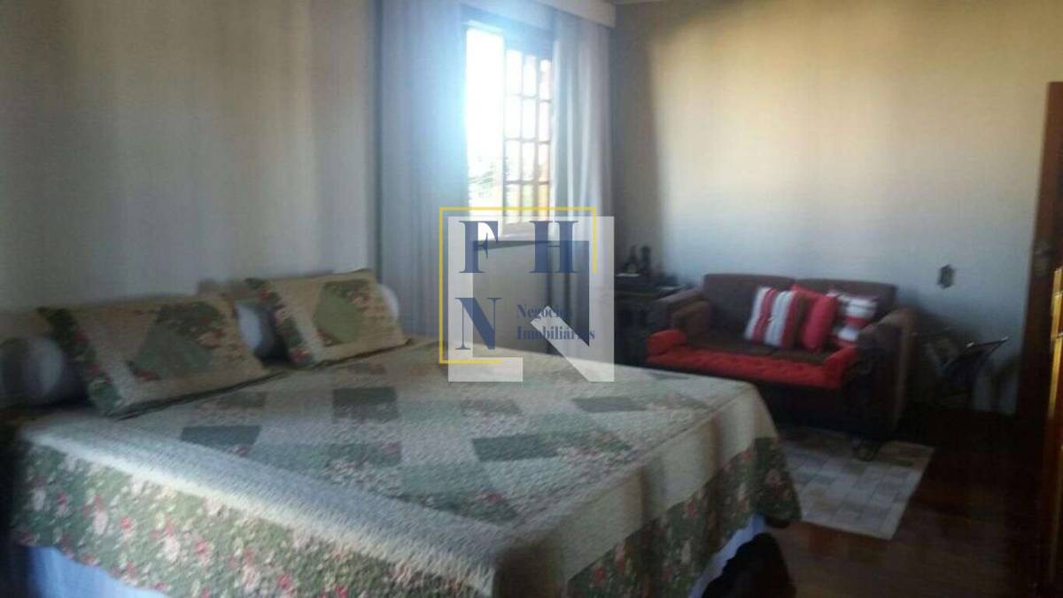  - Casa 4 Quartos à Venda no Fernão Dias em Belo Horizonte