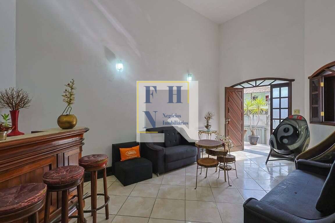  - Casa 3 Quartos à Venda no Fernão Dias em Belo Horizonte