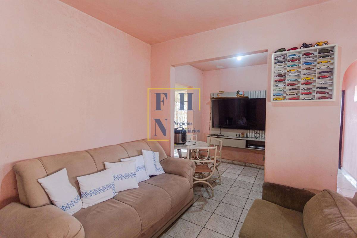 Casa à venda com 4 quartos, 100m² - Fernão Dias,