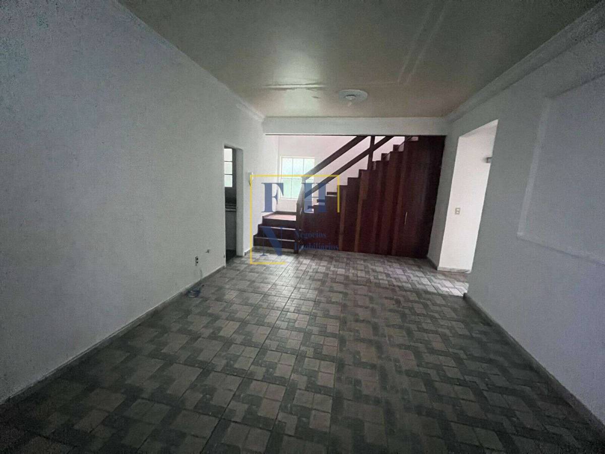 - Casa 4 Quartos à Venda no Fernão Dias em Belo Horizonte