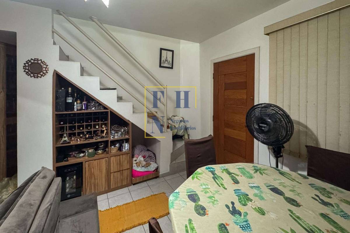  - Casa 2 Quartos à Venda no Fernão Dias em Belo Horizonte