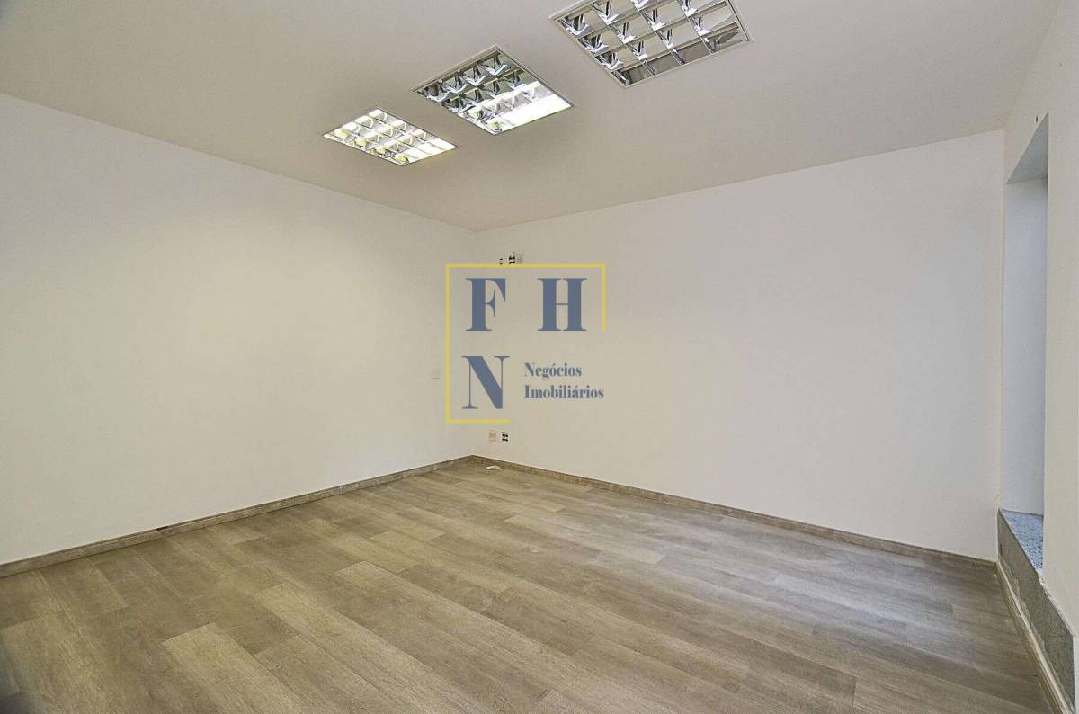 Casa à venda com 4 quartos, 360m² - Floresta,