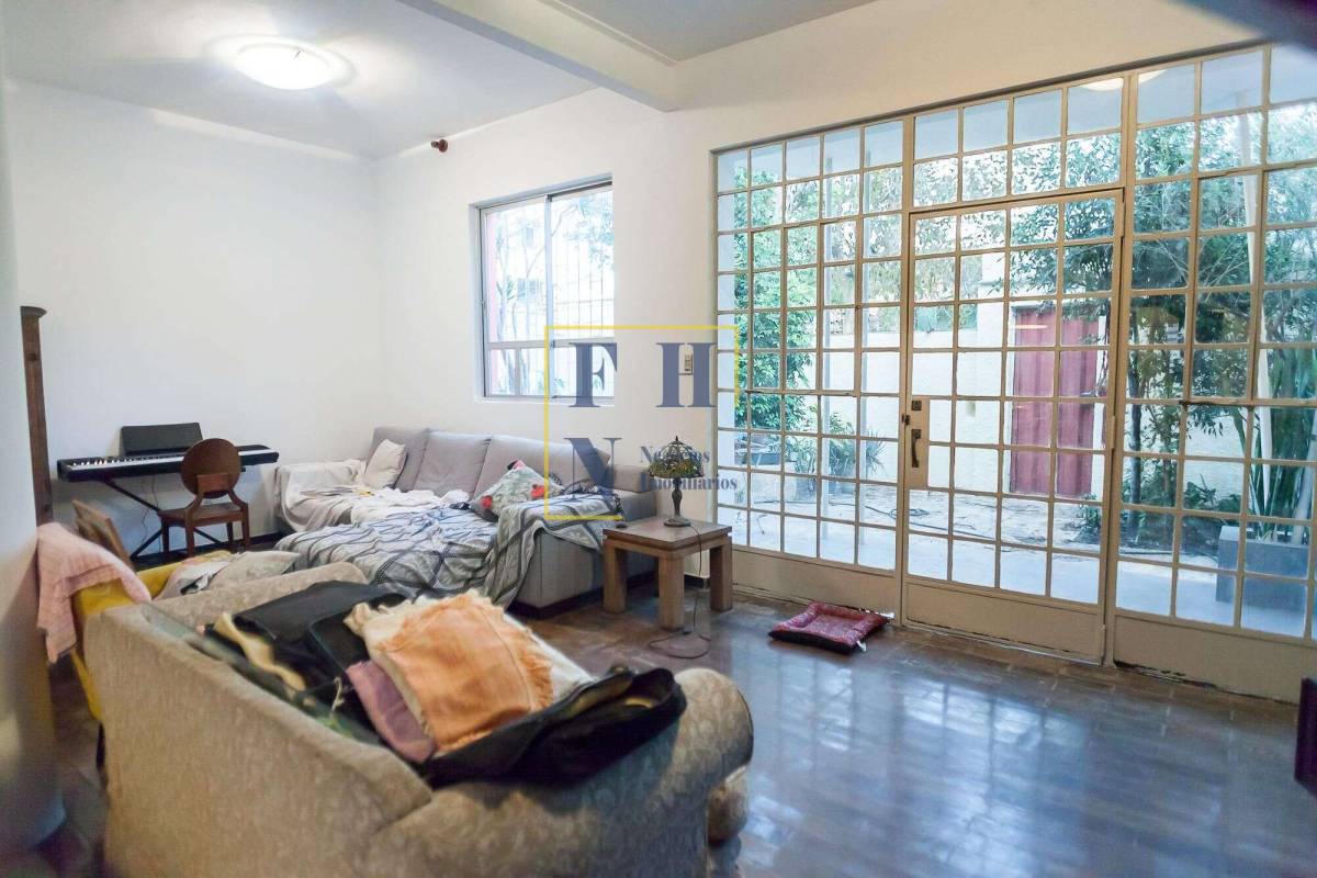  - Casa 5 Quartos à Venda na Floresta em Belo Horizonte
