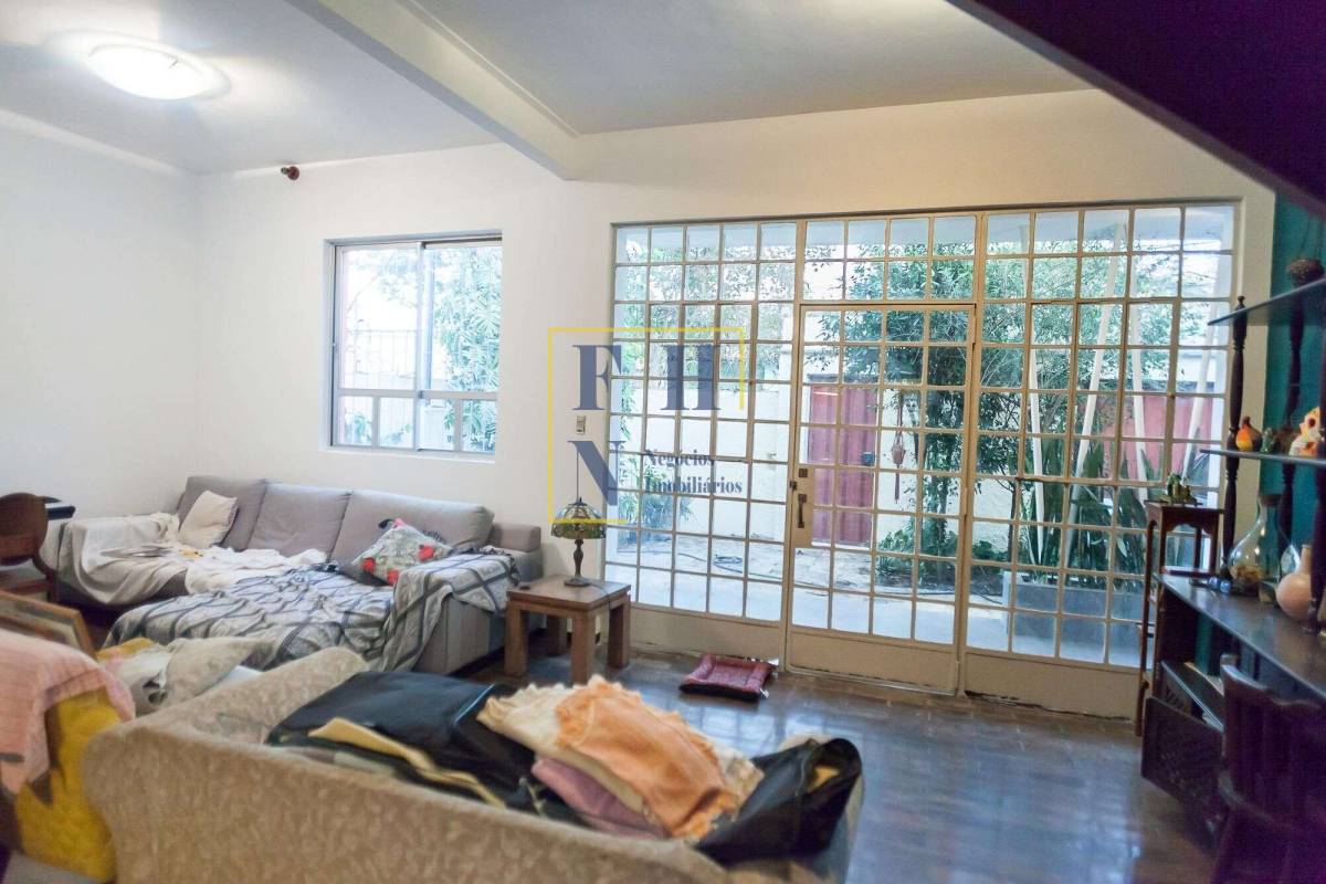  - Casa 5 Quartos à Venda na Floresta em Belo Horizonte