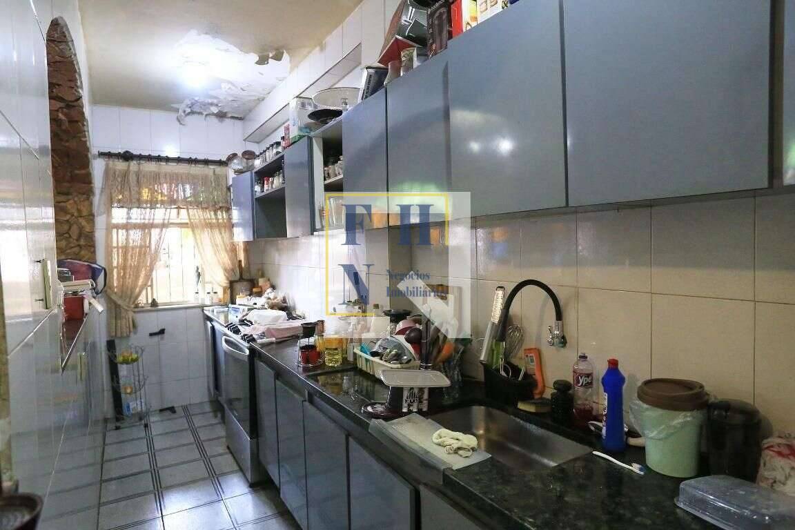 Casa à venda com 3 quartos, 360m² - Graça,