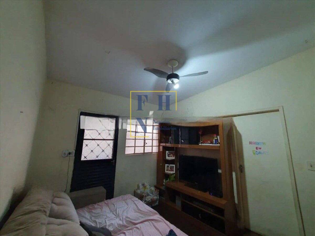 Casa à venda com 2 quartos, 220m² - Graça,