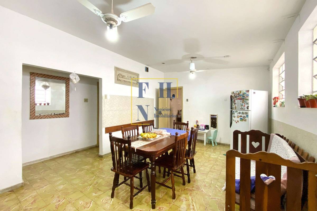 Casa à venda com 3 quartos, 360m² - Graça,