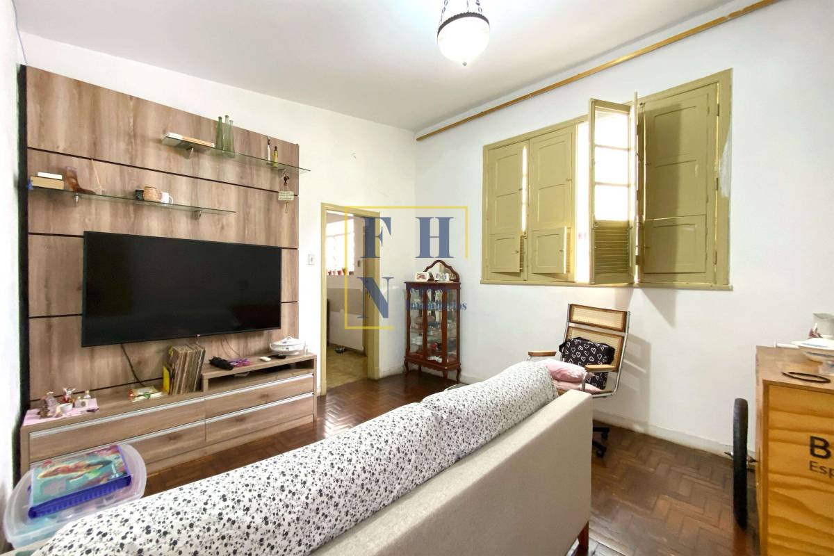 Casa à venda com 3 quartos, 360m² - Graça,