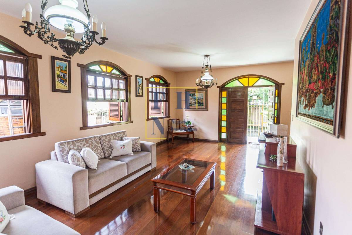 Casa 4 Quartos à Venda na Graça em Belo Horizonte - FHN Imóveis