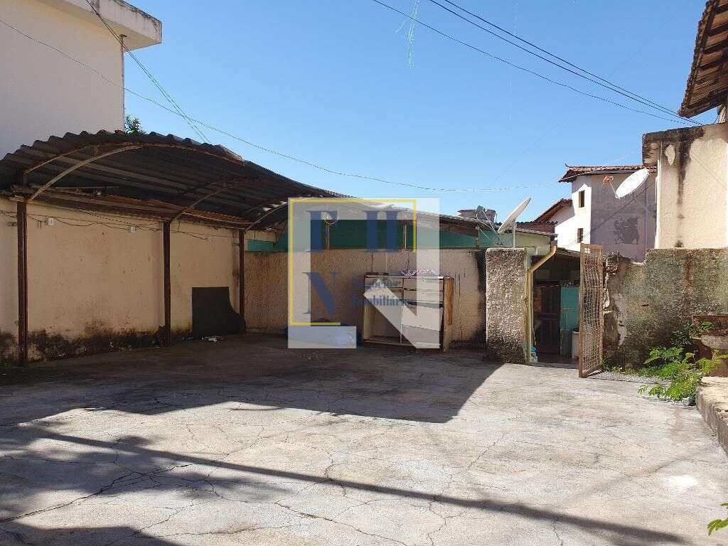 Casa 2 Quartos à Venda no Horto Florestal em Belo Horizonte