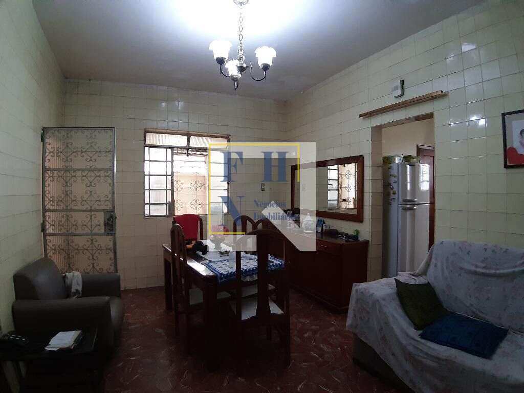 Casa 4 Quartos à Venda no Ipiranga em Belo Horizonte