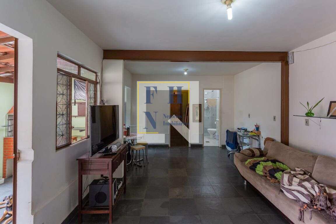 Casa 2 Quartos à Venda no Ipiranga em Belo Horizonte